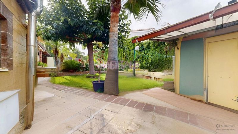 Foto 8b3d0b7d-55a6-4573-ace1-a6be55170e56. Casa amb piscina a Monserrat