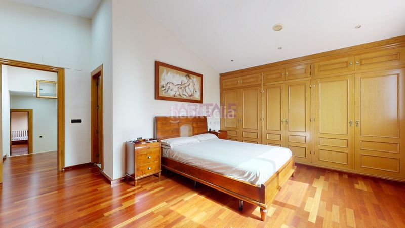 Foto bcbbe2c9-777e-4754-b5d4-369b0193e1be. Casa amb piscina a Monserrat
