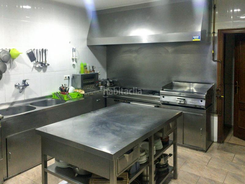 Foto 054b4a3f-76cb-4604-a4bf-278778378bd0. Local comercial despacho de lotería nacional mixta con negocio hostelero incluído en Sagunt
