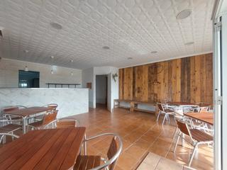 Local Comercial  Canet den berenguer - passeig nou doctubre. Local comercial en primera línea de playa  canet den berenguer