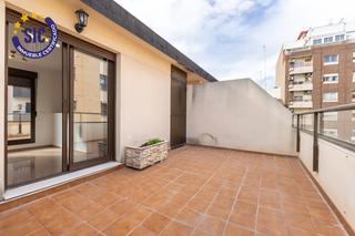 Reihenhaus in Nuevo Centro. Tu oportunidad para vivir en un adosado moderno en una de las me