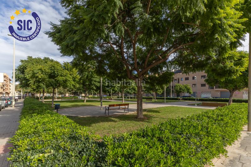 Foto 1c1915f6-3f19-4d49-8489-09665587b8e9. Maison jumelée avec chauffage parking dans Nuevo Centro Sagunt