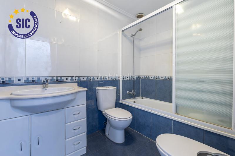 Foto 567e3122-beb1-4f2c-8043-5616bf9da136. Maison jumelée avec chauffage parking dans Nuevo Centro Sagunt