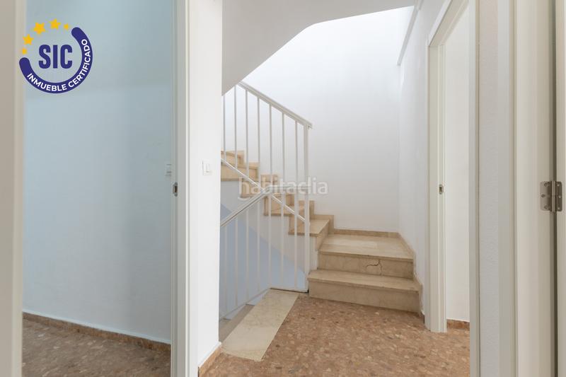 Foto 6a27dda1-3491-4631-a40b-f01bbb79e1c6. Maison jumelée avec chauffage parking dans Nuevo Centro Sagunt