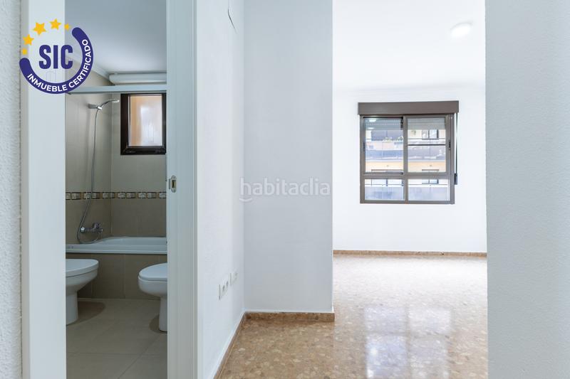 Foto 6c44b918-bf9c-4119-9ca6-273e2403db32. Maison jumelée avec chauffage parking dans Nuevo Centro Sagunt