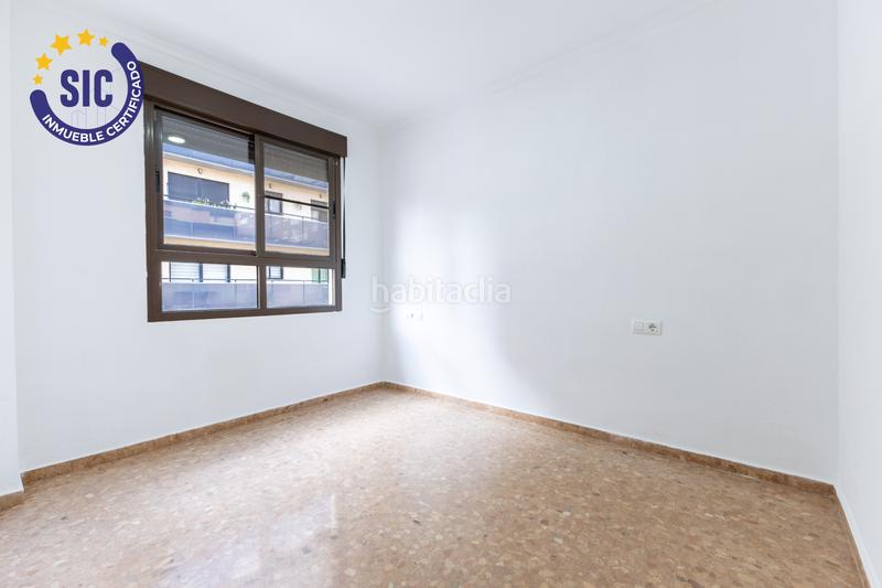 Foto 7bed4d1b-6c2a-4626-b681-60d041644e15. Maison jumelée avec chauffage parking dans Nuevo Centro Sagunt