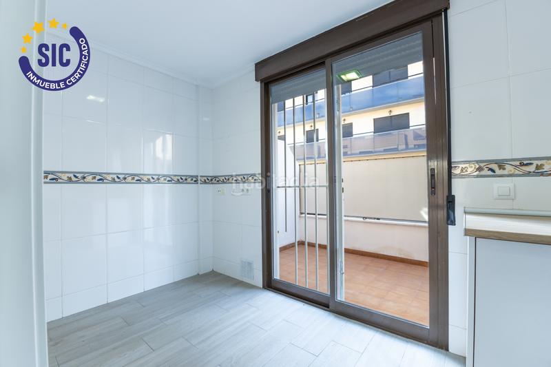 Foto 945c9ecb-7fe7-4909-b537-8e8a9a31c5c7. Maison jumelée avec chauffage parking dans Nuevo Centro Sagunt