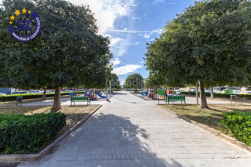 Foto 9dec444a-8216-426d-a38d-91ff9ed3ecf2. Maison jumelée avec chauffage parking dans Nuevo Centro Sagunt