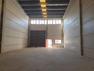 Affitto Capannone industriale  Puerto de sagunto - calle arrabio. Nave en alquiler