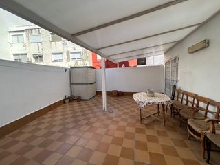 Rent Flat in Centro-El Castillo. Amplio y luminoso piso de alquiler vpo con gran terraza en sagun