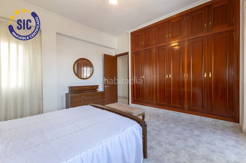 Foto bc1bbe25-88cc-4621-b0b5-9a55e82b970c. Pis a Centro puerto Sagunt
