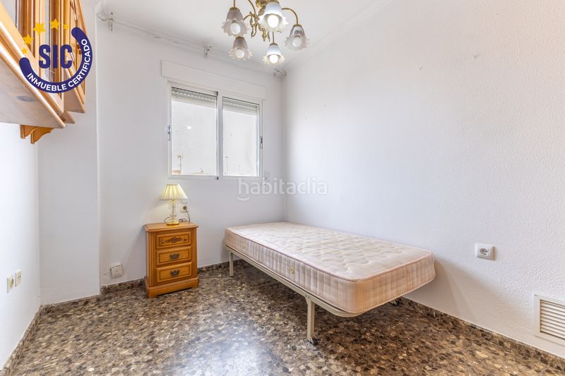 Foto f2b8a892-f2bd-4f84-98fd-9e2d364c53a9. Pis amb calefacció a San José-Los Metales Sagunt