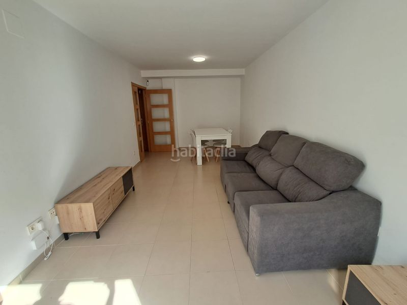 Foto fa710c53-b820-4a87-bb7f-da4b53949045. Lloguer pis amb aparcament a Llosa (la)