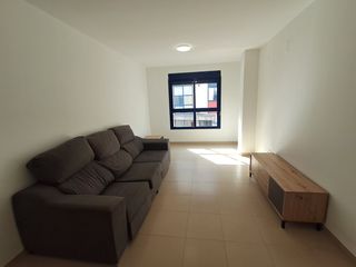 Miete Etagenwohnung in Llosa (la). Piso en alquiler en la llosa con garaje