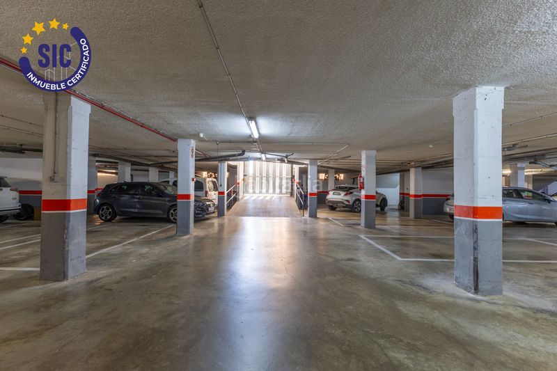 Foto 24be56ab-cf5d-4df7-89a6-8e511e9bbbca. Flat with parking in Faura