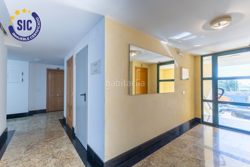 Foto 2bdf3479-0819-48b7-88b5-699fc8823dcf. Flat with parking in Faura