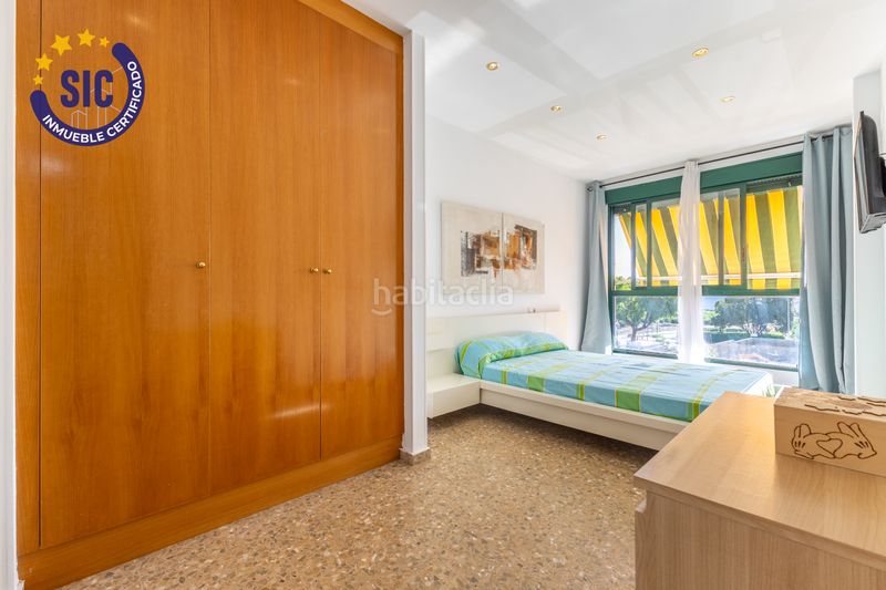 Foto b4b6bd5c-f2a9-43b2-be27-410e64e363f6. Flat with parking in Faura