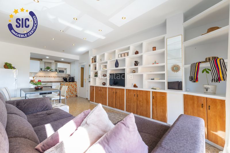 Foto d3d6fb04-694a-4bc9-b56e-eb34b6424b35. Flat with parking in Faura