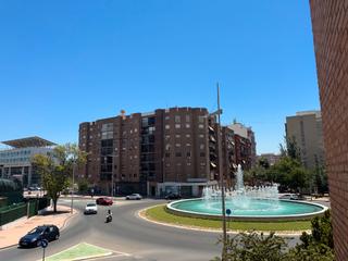 Etagenwohnung  Calle antonio oliver. Amplio piso con terraza y balcon en zona ciudad jardn