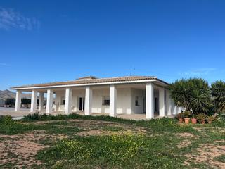Bauernhof en Lugar los carceles 6. Impresionante chalt en finca rustica (campo de cartegena)