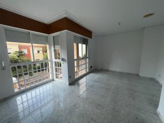 Alquiler Piso  Calle asdrúbal. Amplio piso "sin amueblar" en zona alameda / ramón y cajal con p