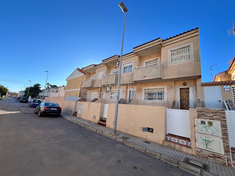 Foto ec726a7e-86c8-4b9f-ab1e-7671f6a10823. Casa adossada amb calefacció a Los Nietos Cartagena