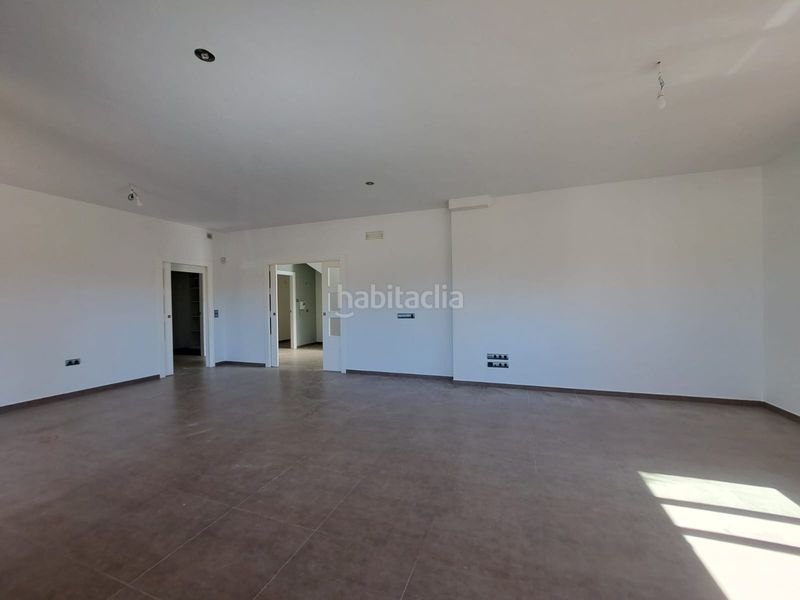 Foto a93e1aa6-b2ba-4a1a-95e6-5a1274bf57ef. Xalet amb calefacció aparcament piscina a Canteras Cartagena