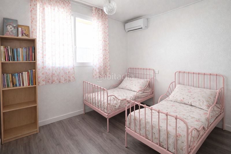 Foto b7e69d00-5bcb-4a63-8048-eb31aeff1a90. Casa adossada amb calefacció aparcament a Canteras Cartagena