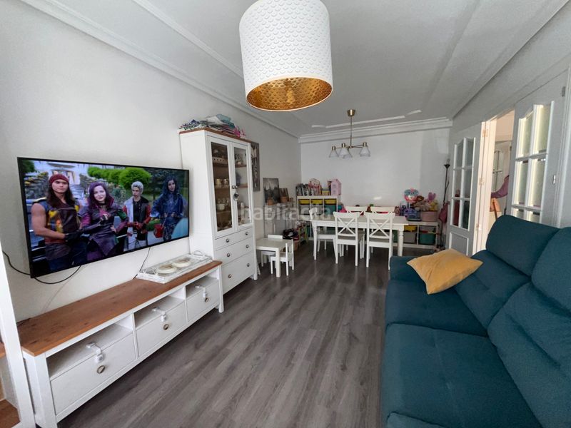 Foto eda4fbb9-3cd8-404e-8b58-c3a6a862f797. Casa adossada amb calefacció aparcament a Canteras Cartagena