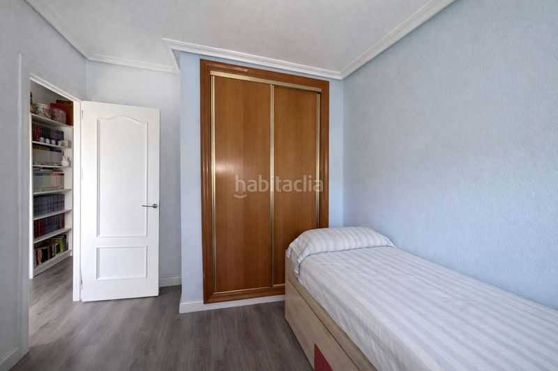 Foto fa7b97c1-9ef2-49c8-9e72-35967d613c91. Casa adossada amb calefacció aparcament a Canteras Cartagena