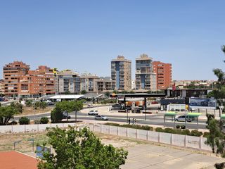 Pis  Plaza doctor casimiro bonmatí 12. Piso en 3 planta sin ascensor junto a mandarache