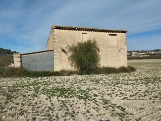 Residential Plot in Sant Joan. Finca  edificable con casa de piedra