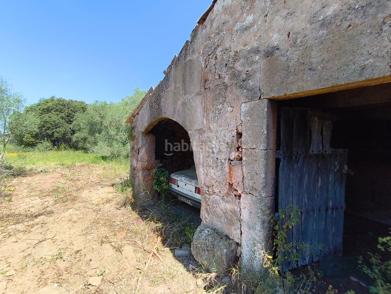 Foto d8b256f9-221d-4ceb-8e86-74636bdaa3de. Casa dos fincas edificables juntas en Son Gual Palma de Mallorca