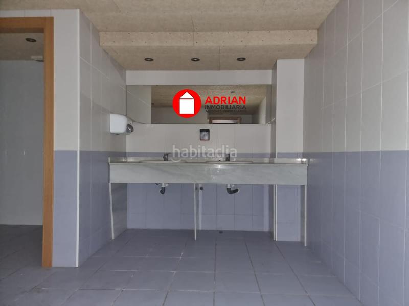 Foto a4190105-9e6e-4871-bf73-75dd36317b73. Local comercial a Vall d´Uixó (la)