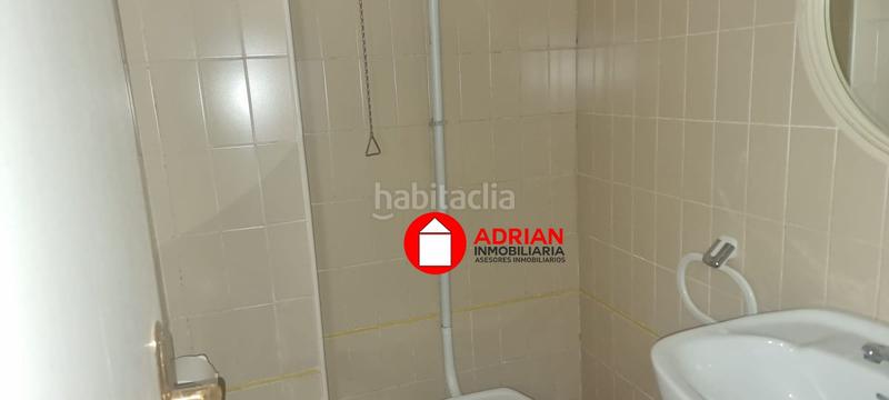 Foto 3e9f1af4-3c00-44c0-ac2f-00dd35210850. Local comercial local en venta en ayuntamiento. en Vall d´Uixó (la)