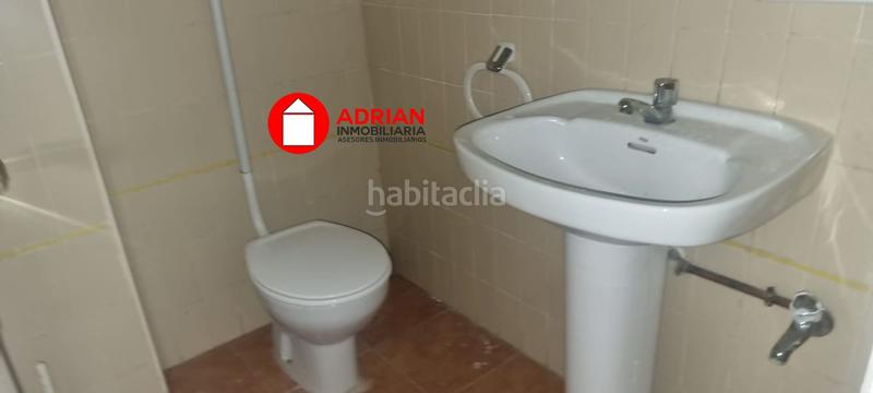 Foto bd9099c6-9227-4ab0-b4e9-b4c561badd09. Local comercial local en venta en ayuntamiento. en Vall d´Uixó (la)