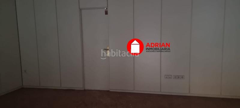 Foto f5775125-8157-4d17-8737-2760c52f03dd. Local comercial local en venta en ayuntamiento. en Vall d´Uixó (la)