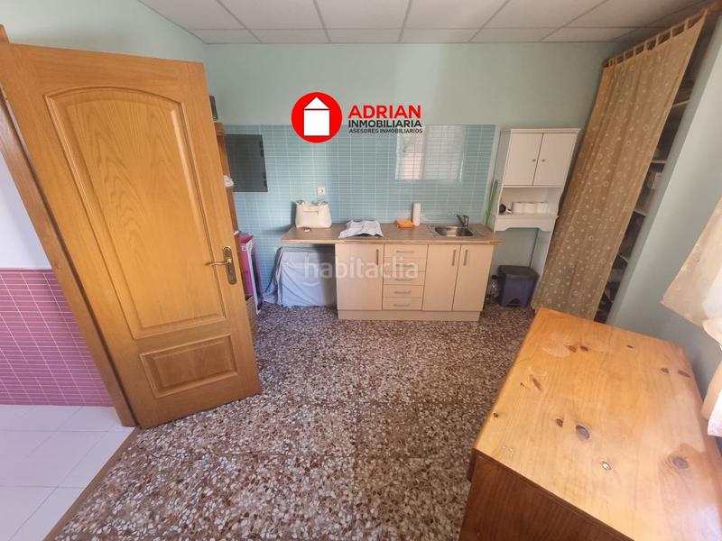 Foto d76e04af-9dde-4d49-a982-5f13f7f9a4fe. Geschäftsraum in Vall d´Uixó (la)