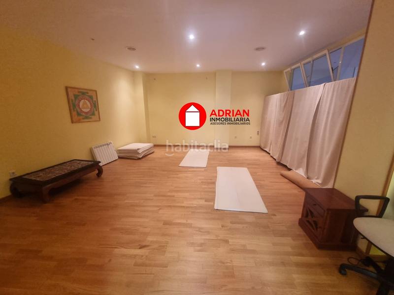 Foto f73dc1cc-c86a-4396-bb76-bca0ede8431a. Geschäftsraum in Vall d´Uixó (la)