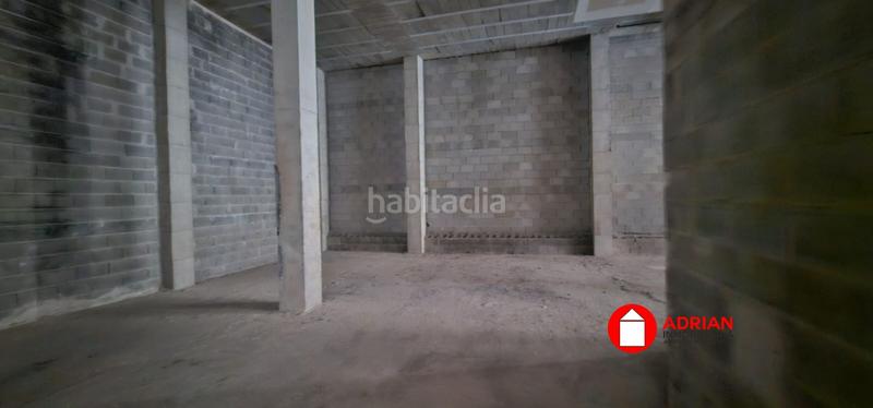 Foto a3a50ce9-522d-4dd2-bfea-e5b944a152e3. Local comercial local en venta en polígono iii. en Vall d´Uixó (la)