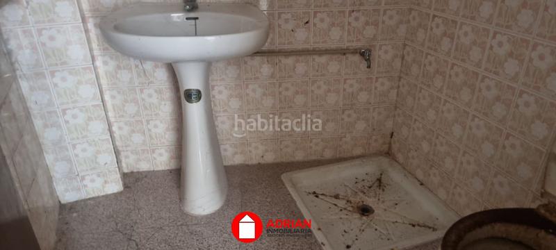 Foto 9a0fc97c-01de-4759-a9d9-2c943eec74e4. Local comercial a Vall d´Uixó (la)