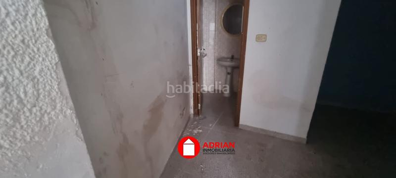 Foto ebfea71e-5e5e-4586-8b3a-480bf46c0718. Local comercial a Vall d´Uixó (la)