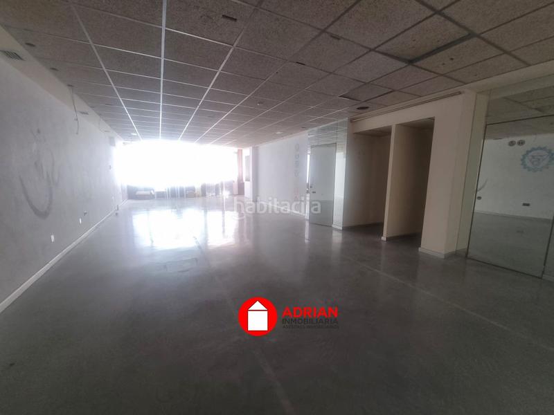 Foto fffee147-dbe8-4e1e-a511-f7ca17e6f254. Alquiler local comercial local com. en alquiler en polígono iii. en Vall d´Uixó (la)
