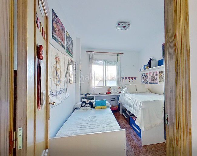 Foto f0d73b95-48d2-4796-ab0e-01878ff2ee89. Pis a Vall d´Uixó (la)