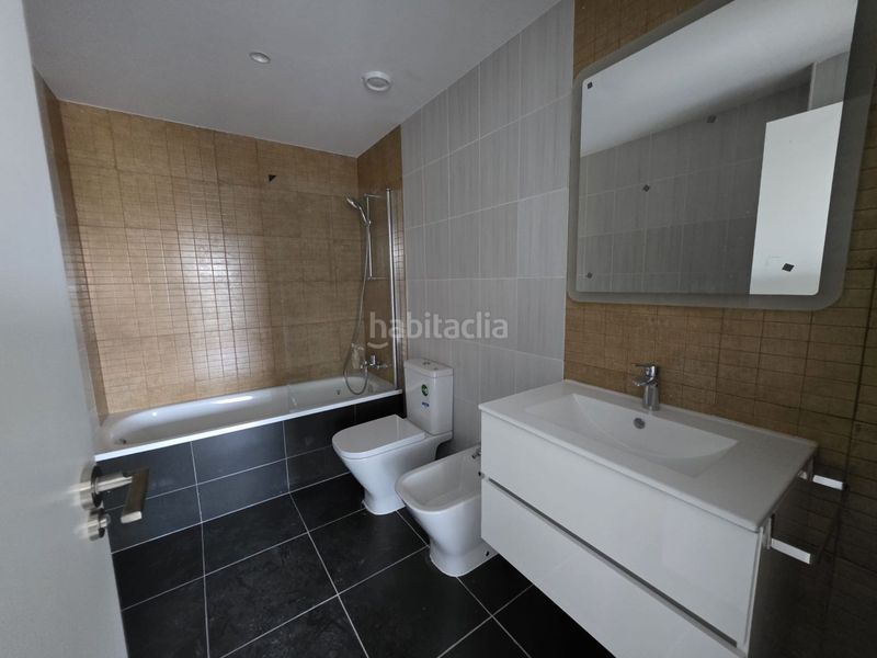 Foto eba03d9d-c204-44f2-be70-37e0f1bf9221. Àtic amb aparcament a Betxí