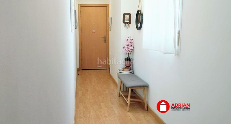 Foto f2f1e04b-2834-483b-aebb-9769dc1acd36. Dúplex amb aparcament a Vall d´Uixó (la)