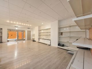 Local Comercial en Vall d´Uixó (la). Local en venta en ctra. segorbe, 1 dormitorio.