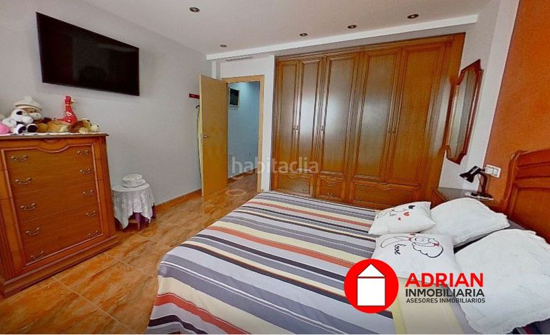 Foto bde1d56f-1e34-4953-ba05-a7af7b9d58f6. Casa amb calefacció aparcament a Vall d´Uixó (la)