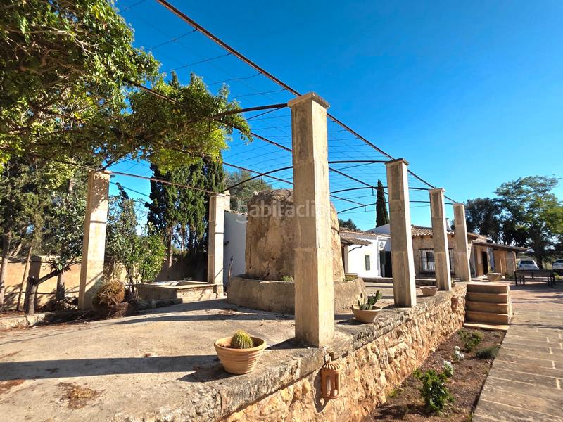 Foto aed93663-3032-46c6-ba22-b31addc26110. Lloguer masia amb xemeneia calefacció piscina a Consell