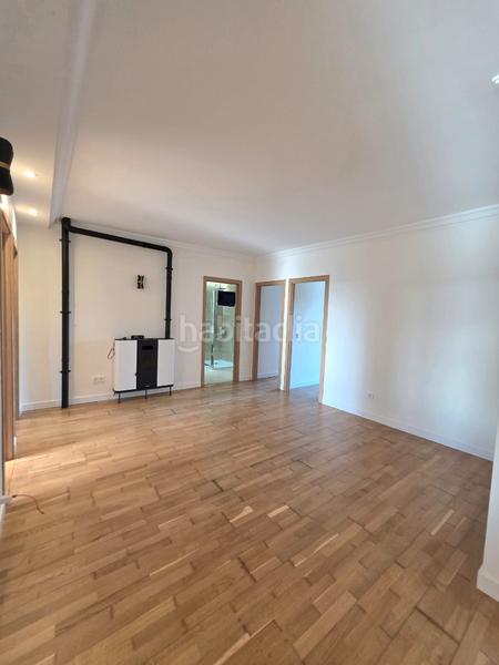 Foto 7ea1b645-9ec0-4107-a2c3-d031929aff67. Miete dachwohnung mit kamin heizung in Consell